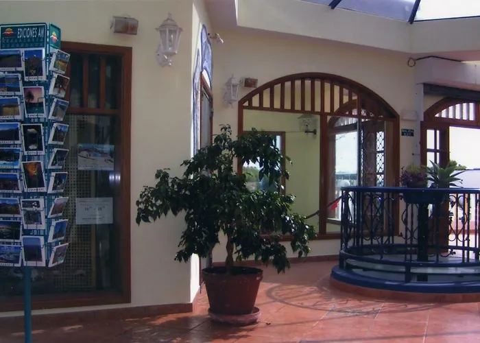 Finca Del Mar Naturist Complex فندق